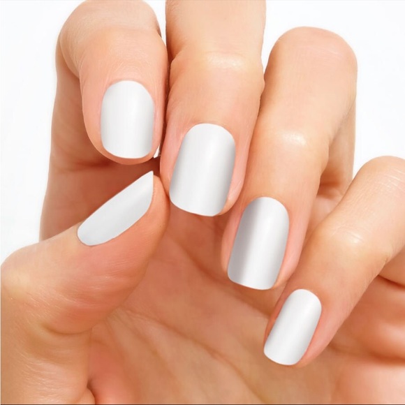 *Retired* Color Street: Swiss and Tell | White Solid Neutral Minimalist Solid - Picture 11 of 13